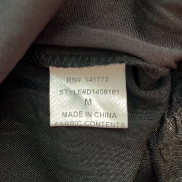 NWOT NECTAR black romper w/pockets - Picture 5 of 8